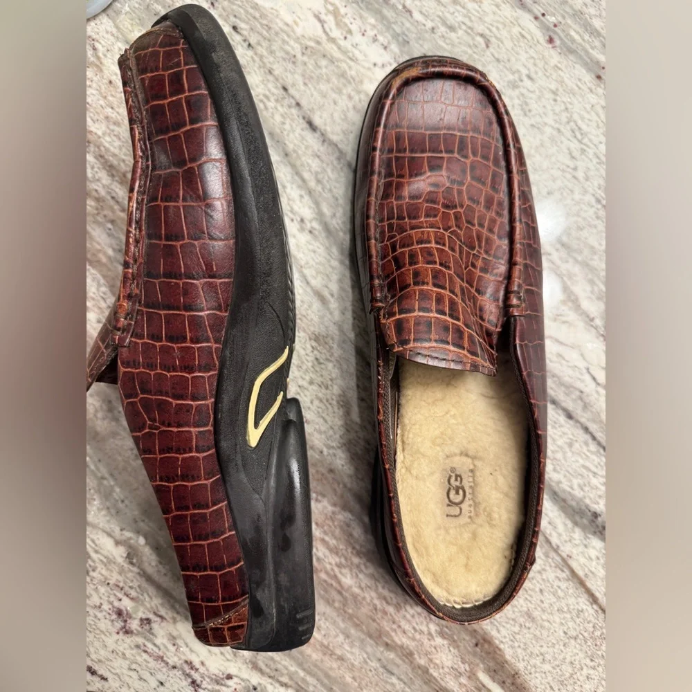 UGG womens Brown Leather Loafers - Picture 2 of 5